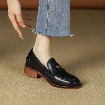 2023 yeni kadın pompaları doğal deri 22-25cm Yıkanmış inek derisi + domuz derisi tam deri moda metal loafer'lar yuvarlak ayak Vintage ayakkabı
