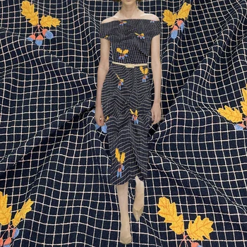 Cilt dostu Yumuşak Dökümlü Doku Şifon Kumaş Lacivert Alt Küçük Ekose Sarı Çiçek Elbise Cheongsam giyim kumaşları